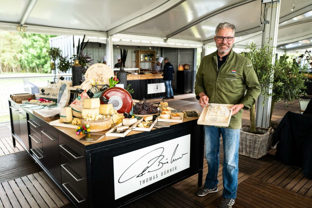 Hospitality-Bereich im VIP-Zelt der Porsche European Open 2023